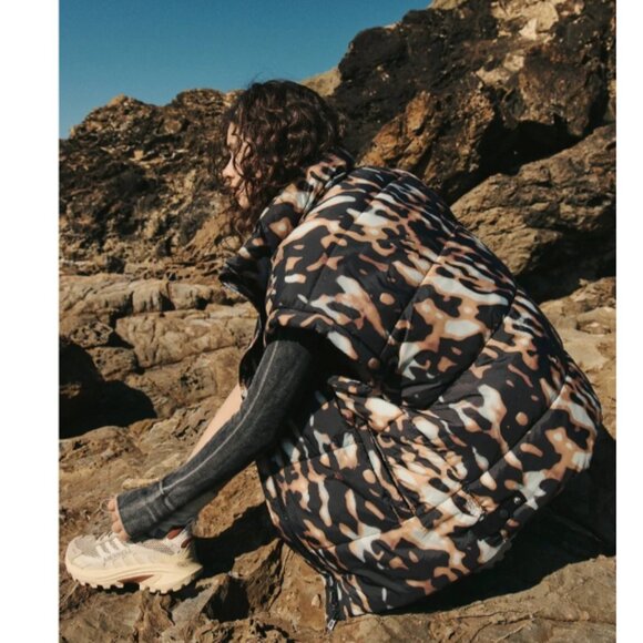 NEW Free people Movement In A Bubble Printed Puffer Vest 258 6S3 - Picture 2 of 9